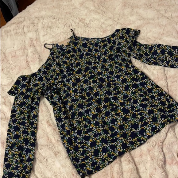 Michael Kors blouse - Picture 3 of 7